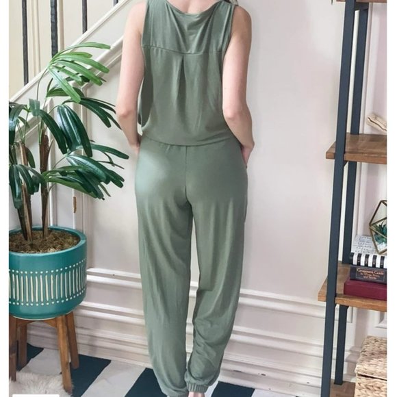 Women's BUTTON JOGGER JUMPSUIT - Picture 2 of 2